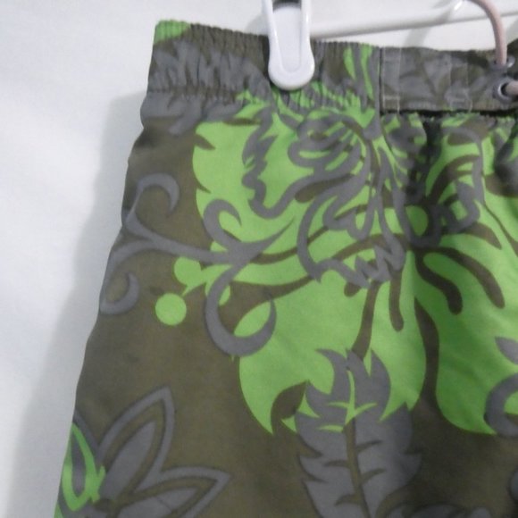 OLD NAVY | size 10 | Tropical Plant Swim Shorts | Mesh Lining - Picture 3 of 15